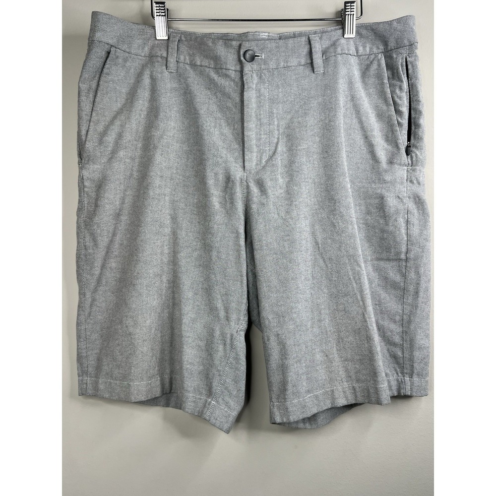 Lululemon Shorts Men's Size 36 Lt Gray Oxford Chino Casual‎ Stretch Golf